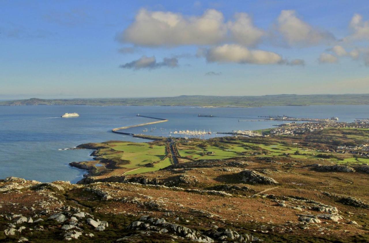 Апартаменты Ynys Lawd, Holyhead Marina Экстерьер фото