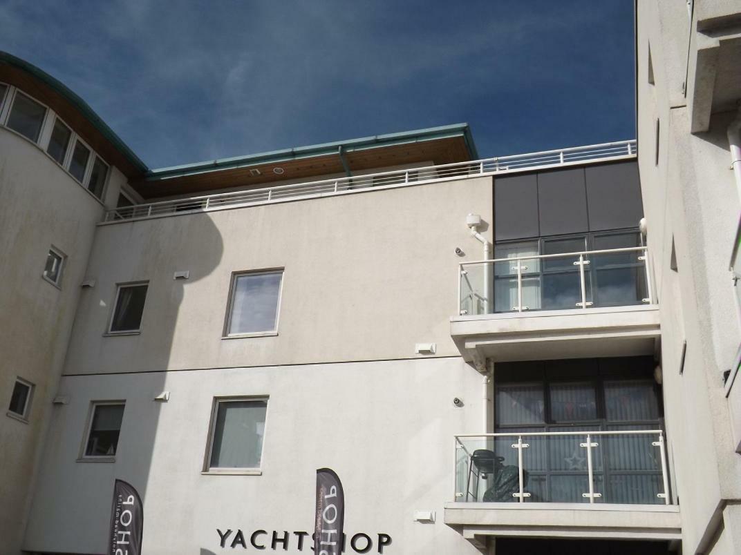 Апартаменты Ynys Lawd, Holyhead Marina Экстерьер фото